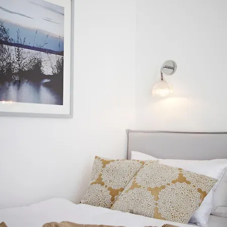 Koenigsschlaf No2 - Traum In Rosa Im Herzen Von Apartamento