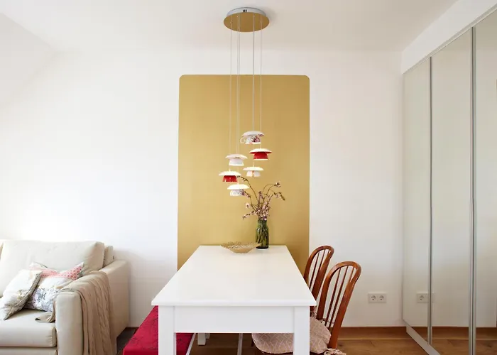 Königsschlaf No2 - Traum In Rosa Im Herzen Von Konstanz