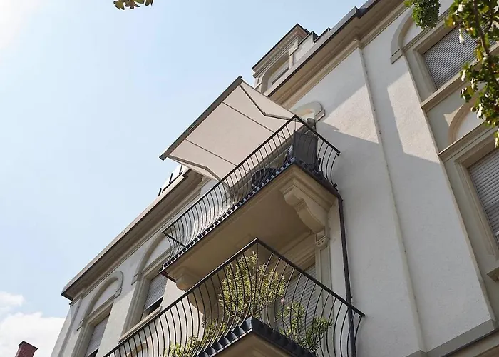 Koenigsschlaf No2 - Traum In Rosa Im Herzen Von Lejlighed *